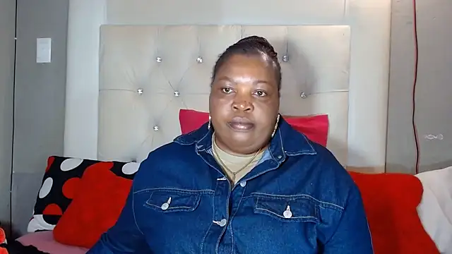 Snapshot of omalicha98 chatting on 06.13.26 omalicha98 online show from 06.13.26
