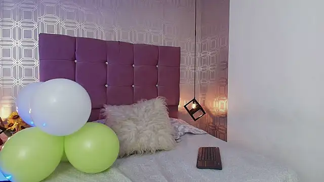 victoriapalmerfg online show from 03.20.25