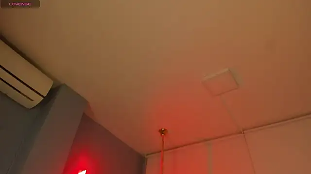 Aitana Hilton  online show from 01.13.26