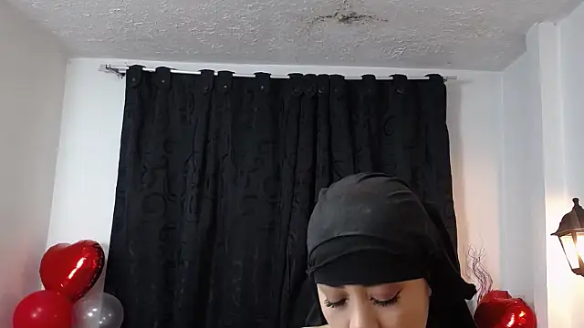 zahra Jalid online show from 02.24.25