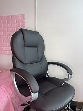 zahra Jalid online show from 12.16.25