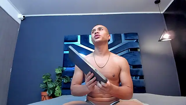 bruno cavalli online show from 02.17.25