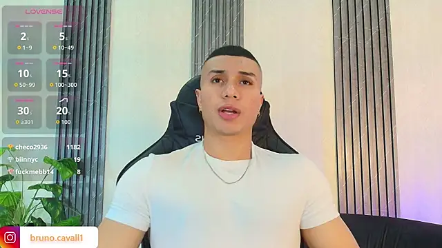 Snapshot of bruno_cavalli chatting on 07.08.26 bruno cavalli online show from 07.08.26