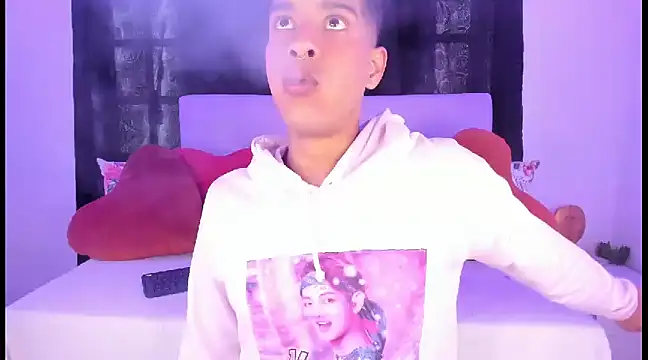 Ethan Boyy online show from 02.26.25