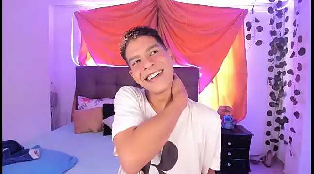 Ethan Boyy online show from 03.02.25