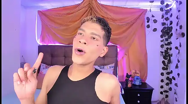 Ethan Boyy online show from 03.06.25