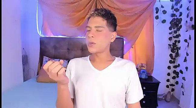 Ethan Boyy online show from 03.07.25