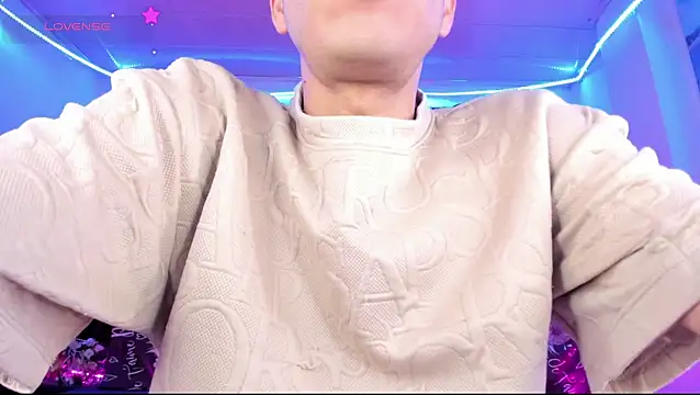 Snapshot of Ethan_Boyy chatting on 07.10.26 Ethan Boyy online show from 07.10.26