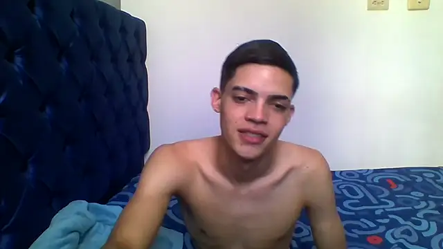 Latinos 2001 online show from 05.05.26