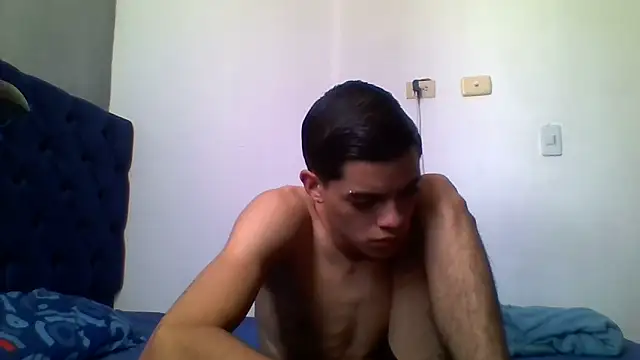 Latinos 2001 online show from 06.10.26