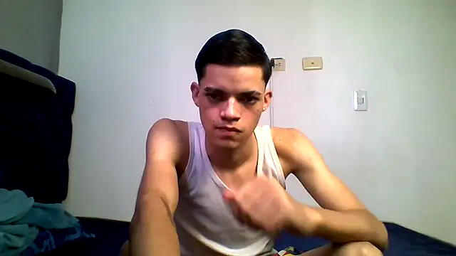 Latinos 2001 online show from 07.24.26
