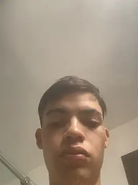 Latinos 2001 online show from 08.09.26