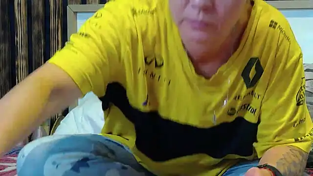 Tory Lovi online show from 03.10.25