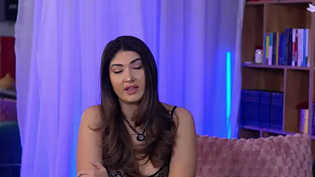 SarahPeach8 online show from 01.11.26