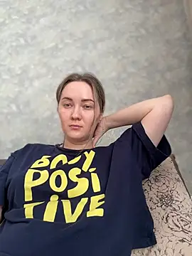 Kiss My Body online show from 03.11.25