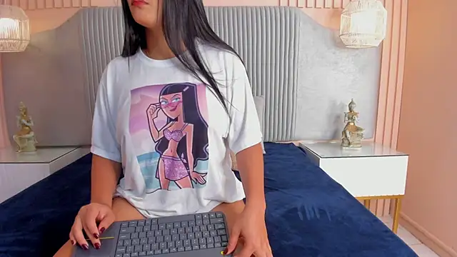 Snapshot of janna_lopez_ chatting on 02.06.25 janna lopez online show from 02.06.25
