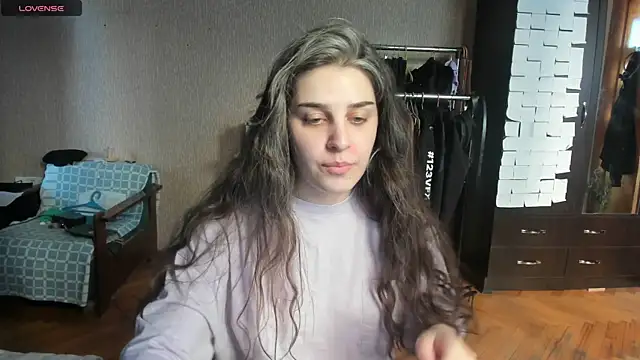 Snapshot of _Roselina_ chatting on 06.29.26 Roselina online show from 06.29.26