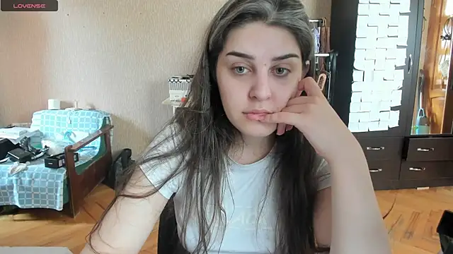 Snapshot of _Roselina_ chatting on 07.07.26 Roselina online show from 07.07.26