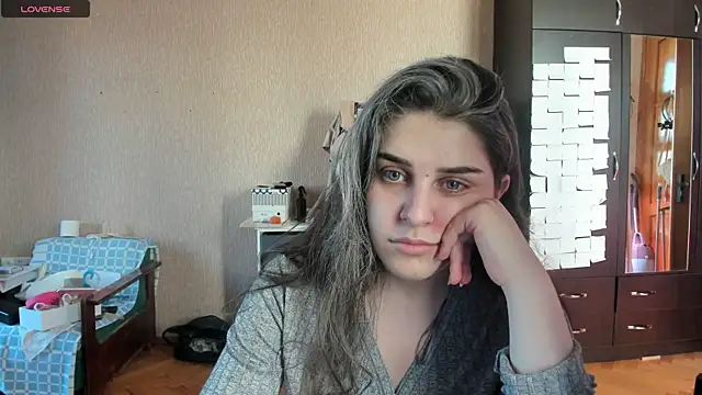 Snapshot of _Roselina_ chatting on 07.09.26 Roselina online show from 07.09.26