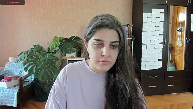 Snapshot of _Roselina_ chatting on 07.11.26 Roselina online show from 07.11.26