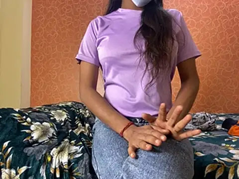 Snapshot of Sandhya_lovely chatting on 01.15.25 Sandhya lovely online show from 01.15.25