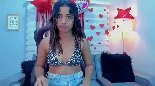 Snapshot of yian_meghan chatting on 03.09.25 yian meghan online show from 03.09.25