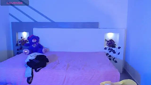 IslaBlaze online show from 02.06.25