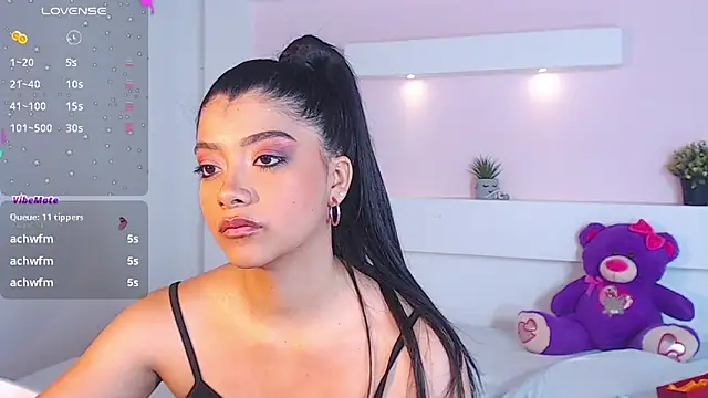 IslaBlaze online show from 02.15.25