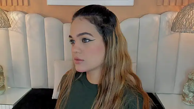 Snapshot of rutila_ford chatting on 01.22.25 rutila ford online show from 01.22.25