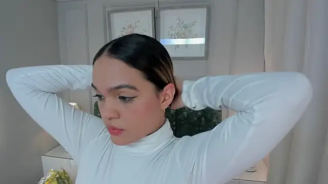 Snapshot of rutila_ford chatting on 03.21.25 rutila ford online show from 03.21.25