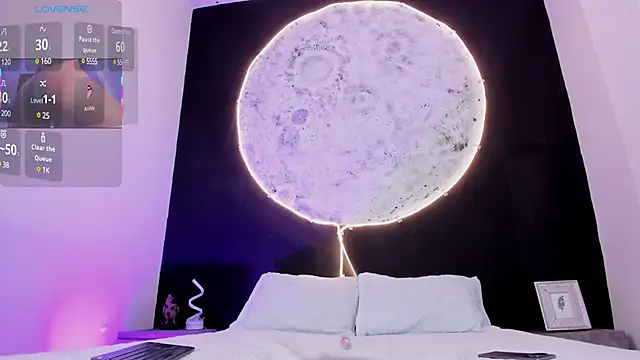 EthaanCox online show from 03.10.25