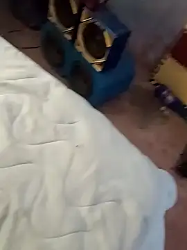 Snapshot of Jinenez chatting on 02.26.25 Jinenez online show from 02.26.25