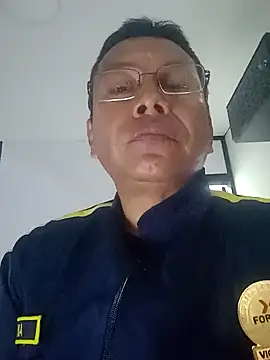 Snapshot of Jinenez chatting on 03.15.25 Jinenez online show from 03.15.25