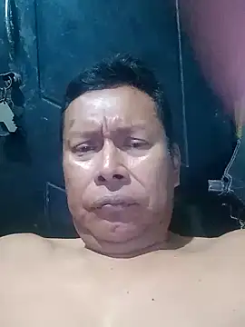 Snapshot of Jinenez chatting on 03.19.25 Jinenez online show from 03.19.25