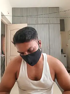 Snapshot of Chennaibull15 chatting on 02.19.25 Chennaibull15 online show from 02.19.25