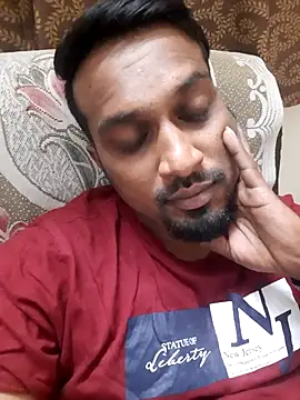 Snapshot of Chennaibull15 chatting on 02.22.25 Chennaibull15 online show from 02.22.25