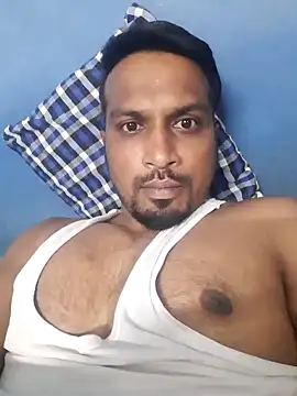 Snapshot of Chennaibull15 chatting on 02.26.25 Chennaibull15 online show from 02.26.25