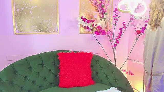 scarlette69 online show from 12.16.25