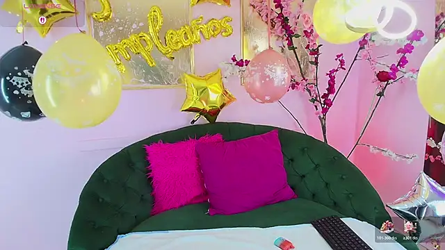 scarlette69 online show from 12.22.25