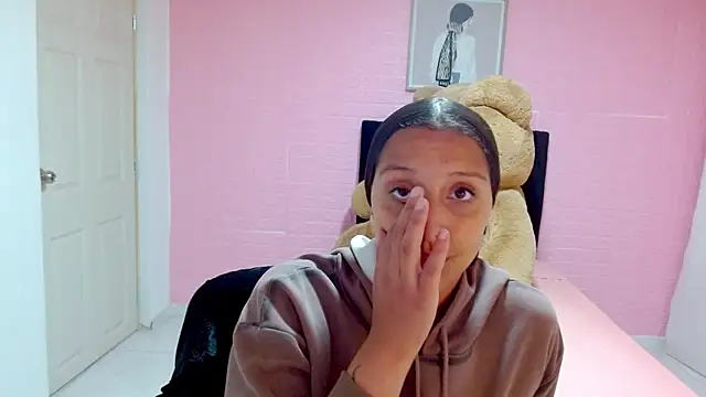 DULCE1609 online show from 02.18.25