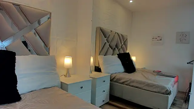 raquell moore online show from 03.19.25