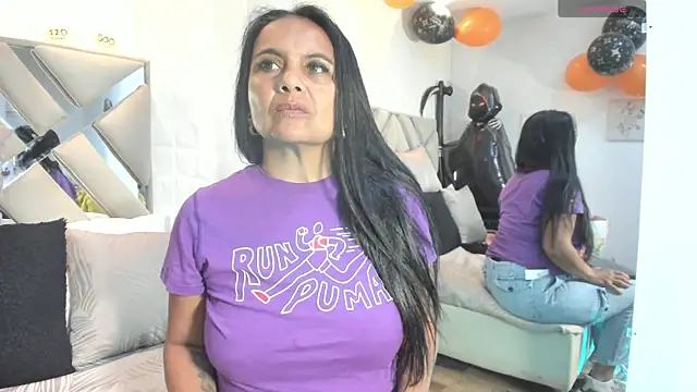 raquell moore online show from 10.15.25