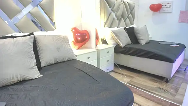 raquell moore online show from 02.20.26