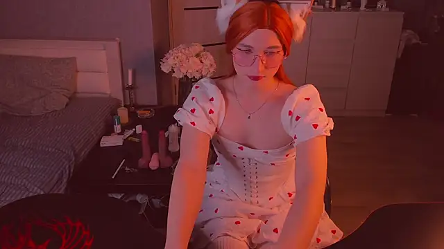 foxy jpg online show from 10.26.25