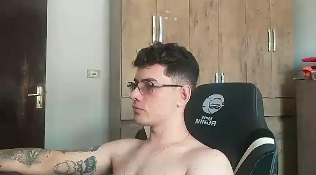 Dyllan   online show from 01.24.25