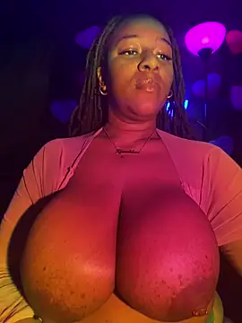 xoxoHotCoCo online show from 02.11.26