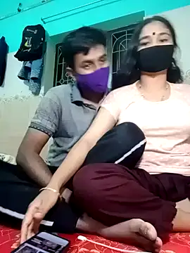 Snapshot of Sexy-Couple20 chatting on 01.19.25 Sexy-Couple20 online show from 01.19.25