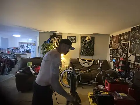 hornycouple818 online show from 04.26.26