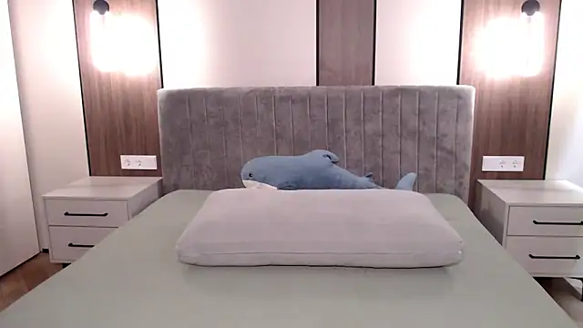 Snapshot of mystiksirenn chatting on 12.05.25 mystiksirenn online show from 12.05.25