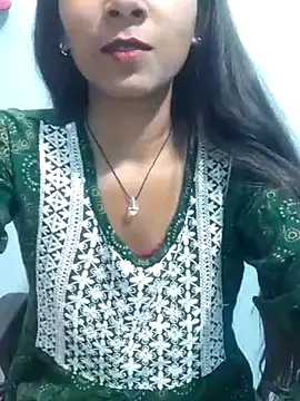 Snapshot of Divya-2007 chatting on 02.13.25 Divya-2007 online show from 02.13.25